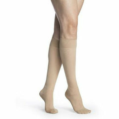 Sigvaris 752C Medium Sheer Knee-Highs (20-30 mmHg)